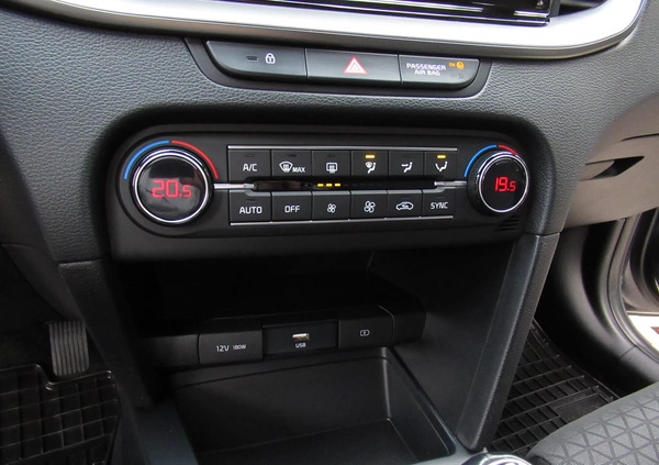Kia Ceed cena 67896 przebieg: 66660, rok produkcji 2020 z Sławno małe 742